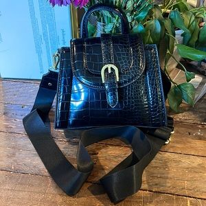 Madden Girl Black Faux Patent Leather Croc purse💕